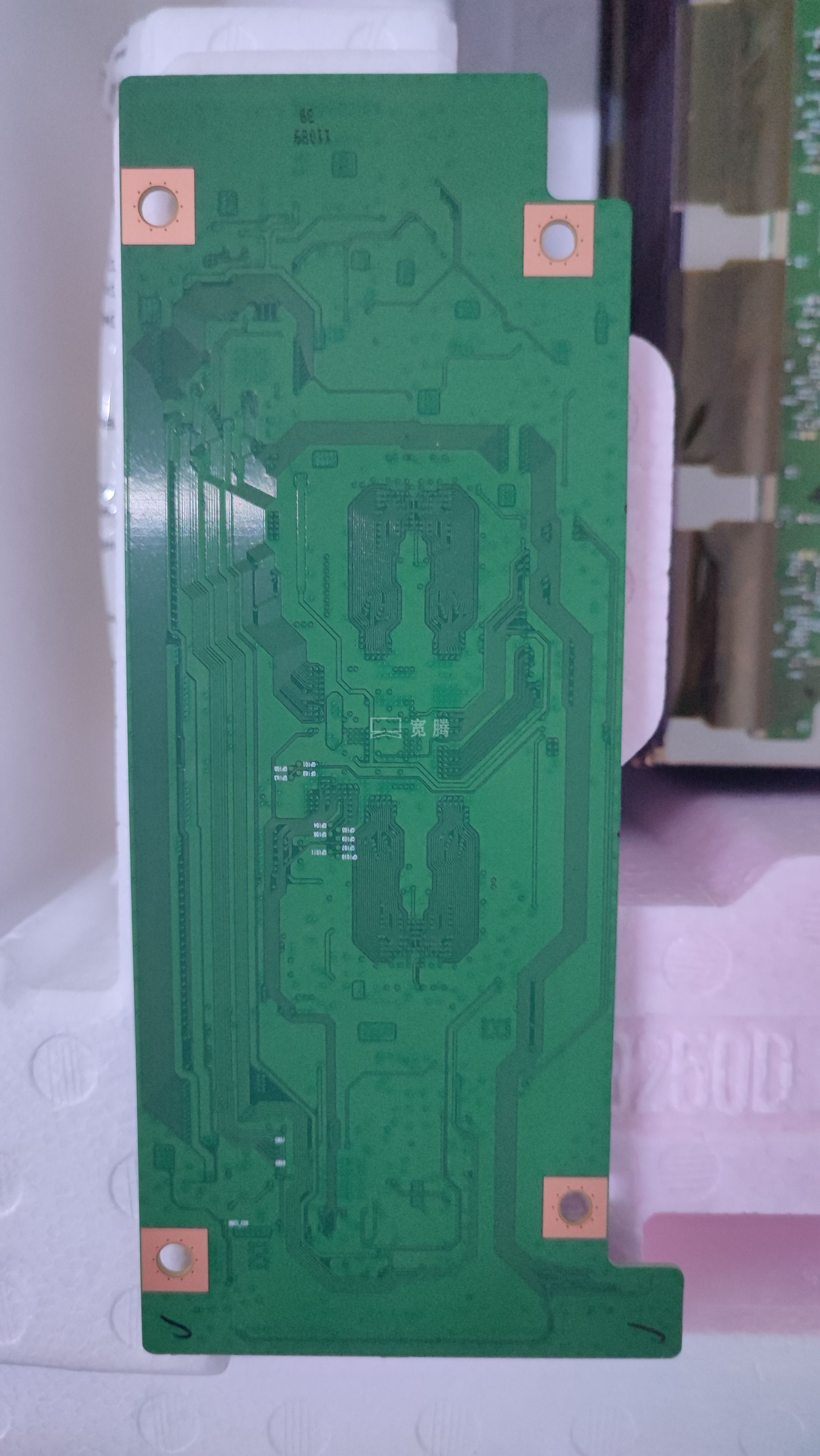 LW270PHB-HTM1